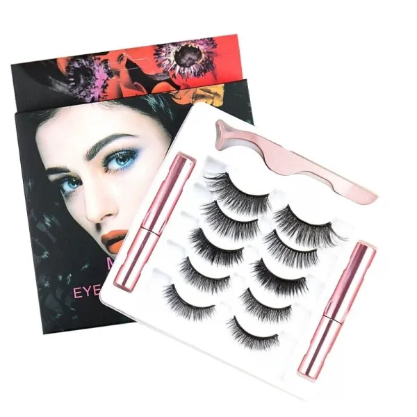 Natural Looking Magnetic Lashes (1)