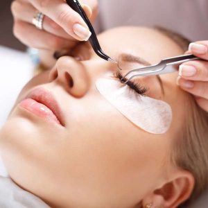 Top 10 Eyelash Extensions Wholesalers in USA