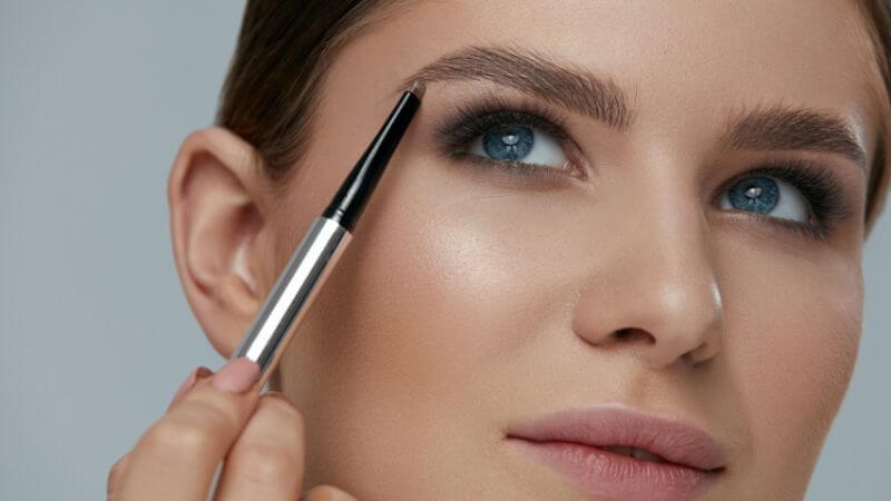 Best Eyelash Extensions For Almond-Shaped Eyes - Mapping Techniques